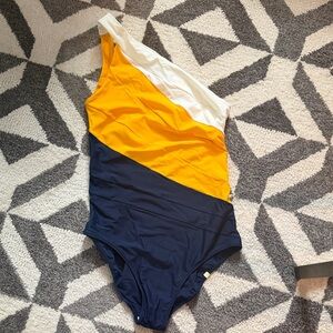 Size 14 Summersalt Sidestroke